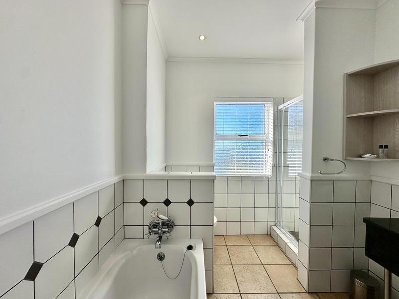 To Let 4 Bedroom Property for Rent in Pinnacle Point Golf Estate Western Cape